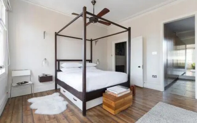 Ardilaun Road by onefinestay
