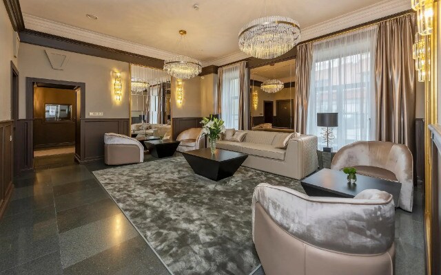 St. Palace Hotel