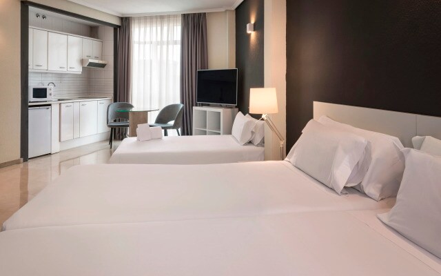 Apartamentos Sercotel Togumar