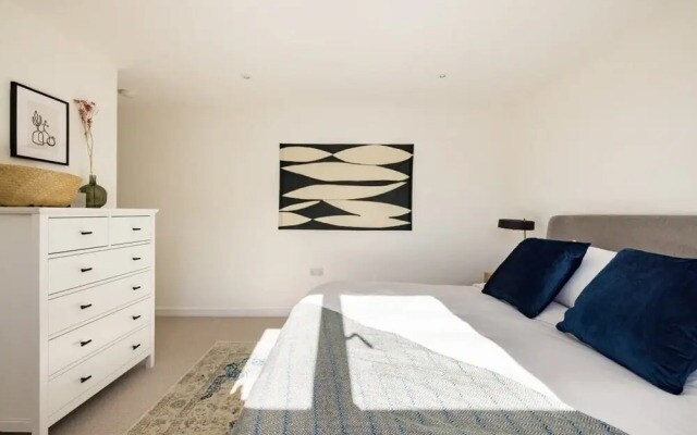 The London Loft - Glamorous 2bdr Flat With Parking