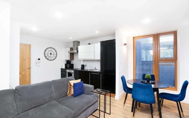 2br-city Centre-modern