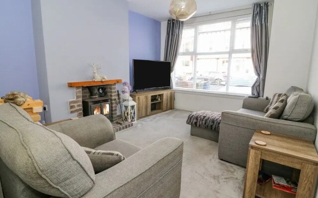 Cosy Coastal Holiday Let