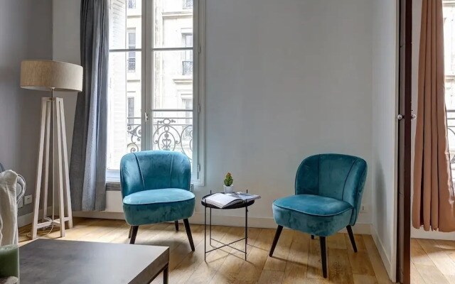 Modern Paris 2BR near Montparnasse