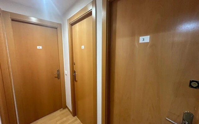 Fast Single Rooms