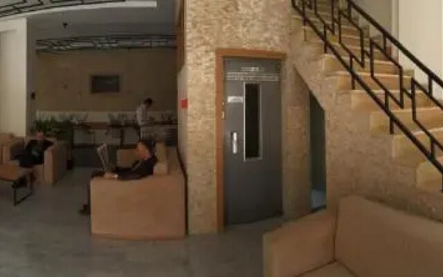 Okur Otel