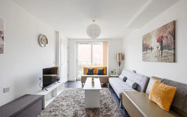 Stanley Sparkle Stays - 4brooms, 4beds, Prkg, Wifi
