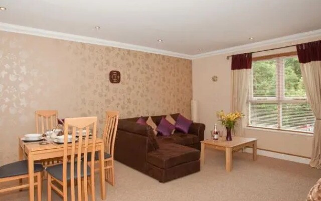 Riverbank View Apartment