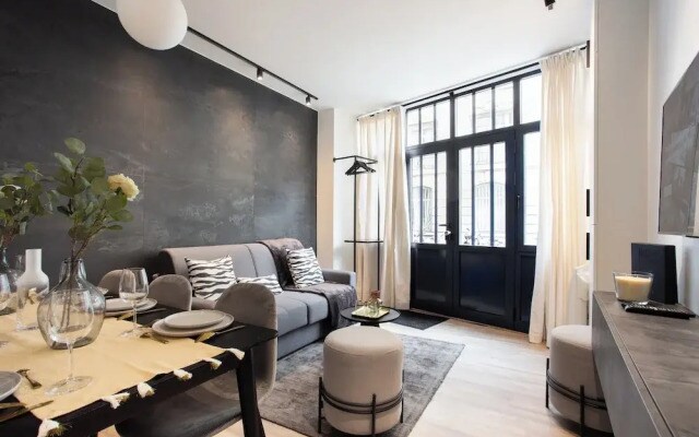 Chic Apartment - 2BR/6P - Pantheon