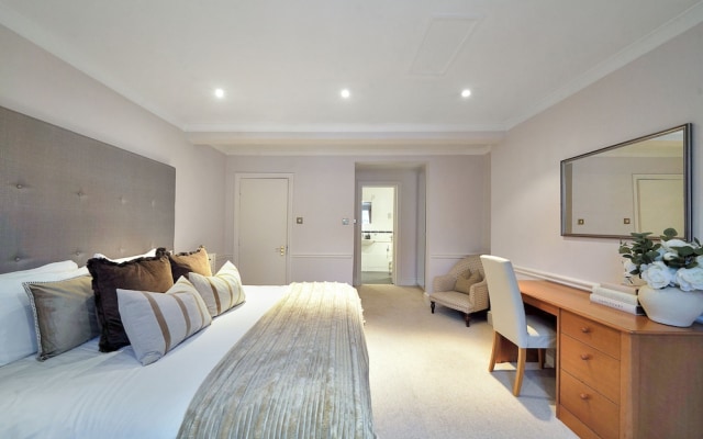 Hertford Flat 14