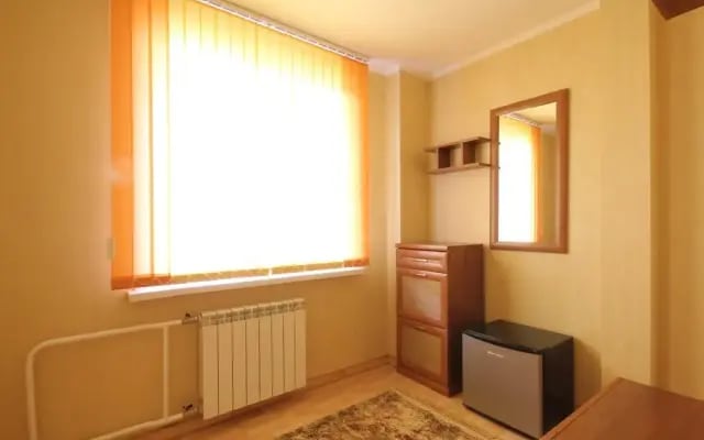 Nadezhda i K, gostinitsa