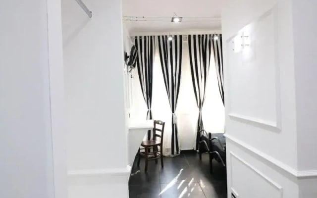 Palace Rome - Hostel