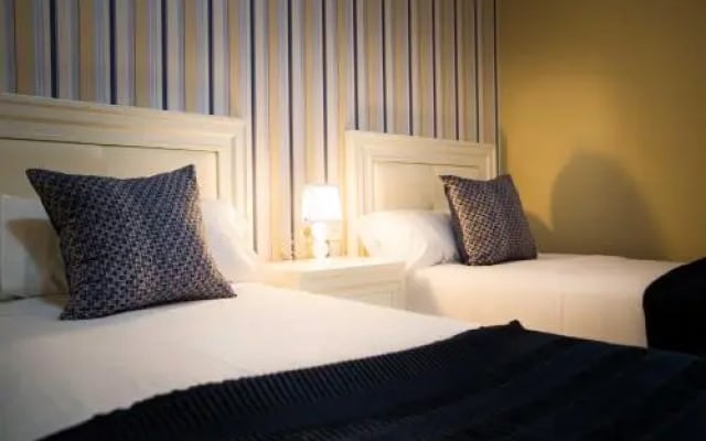 Holidays2Malaga Victoria with patio and parking