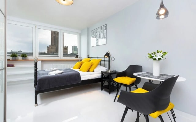 Studio Warsaw Bagno by Renters