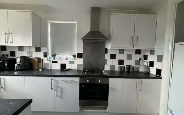 Romford Cozy Retreat