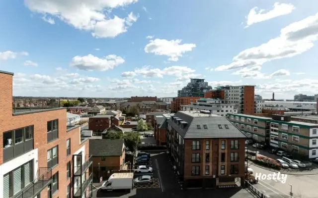 Vanburgh Court Apartments