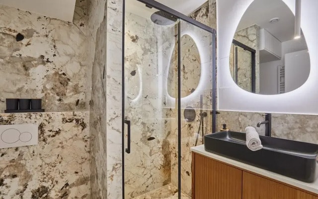 Apartment With AC Saint-germain des Pres / Rennes