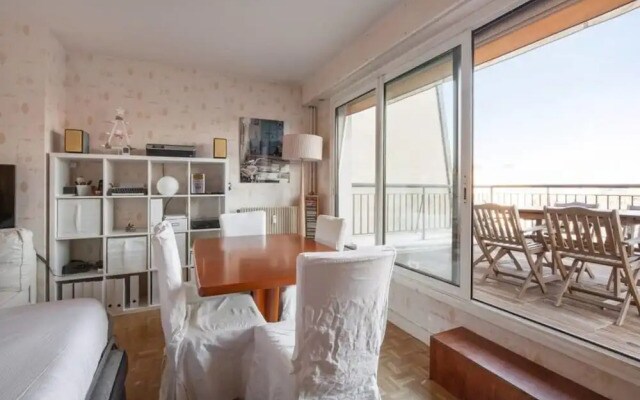 Cosy Flat With big Terrace for 6p - Eiffel Tower