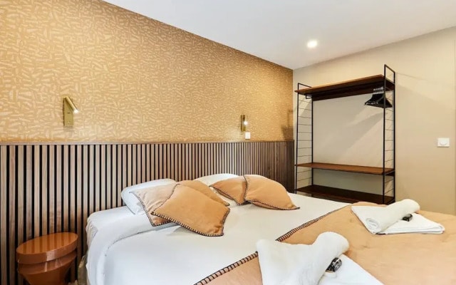 Superb Apartment Center of Paris