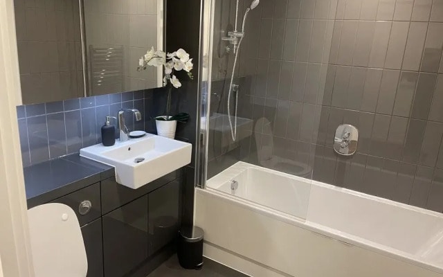 Immaculate 2bed Apartment in London - City Views