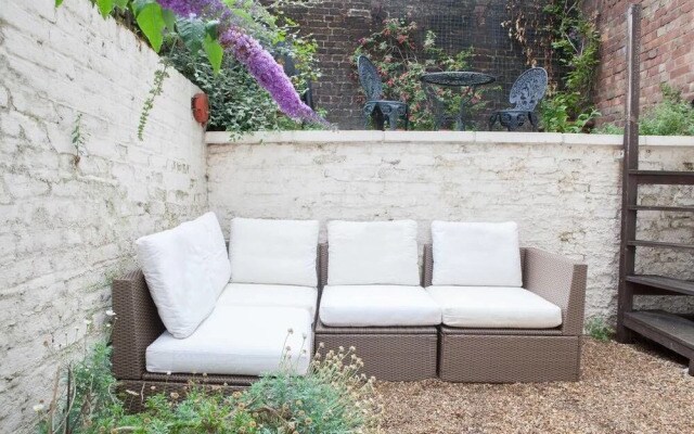 Apartment Near Victoria Station