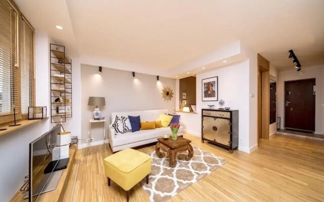 Golden Apartament by Your Freedom