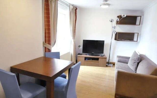 Cromwell Apartments