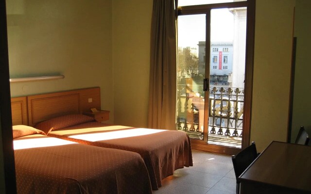 Hostal Nuevo Colón