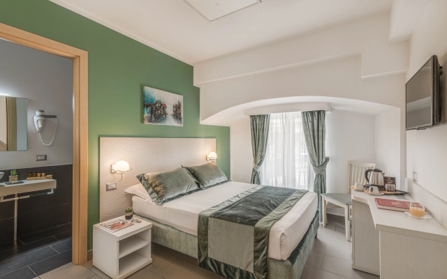 Trevi Palace Hotel