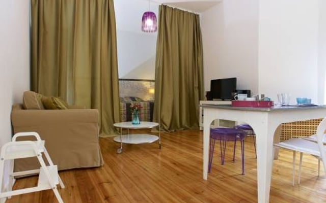Comenius Apartments