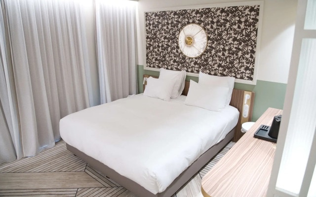 Hotel Yac Paris Clichy, A Member Of Radisson Individuals