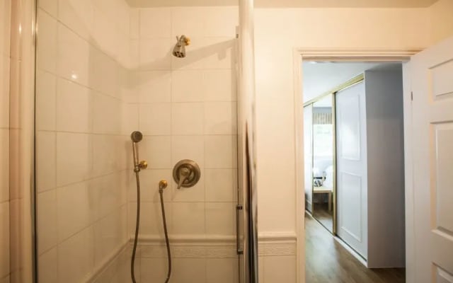 Wimbledon 2 bed 2 Bath Apartment