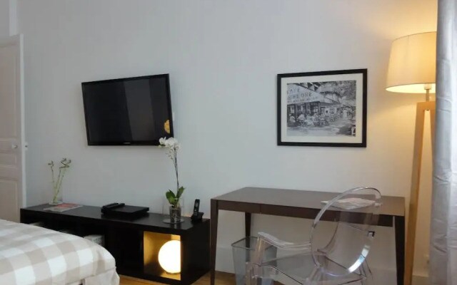 Paris Authentic Appartements Tour Eiffel