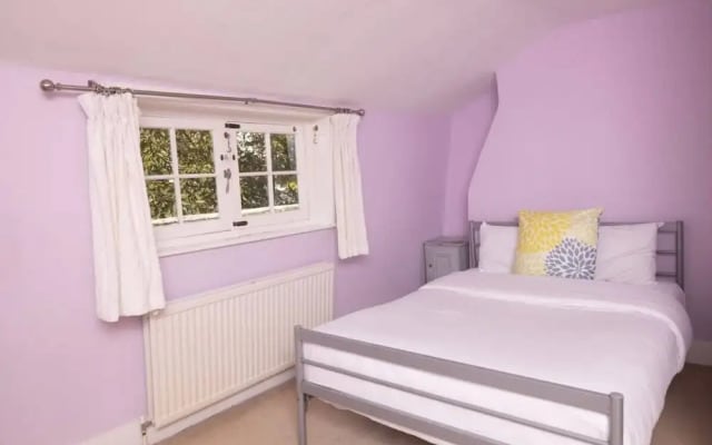 The Angel Place Hideaway - Fair 4bdr House With Terrace