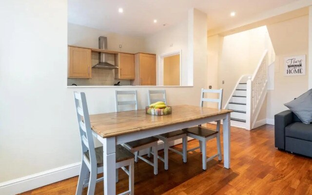 Luxury 2bdr Duplex Apt, N London, 2 Floors