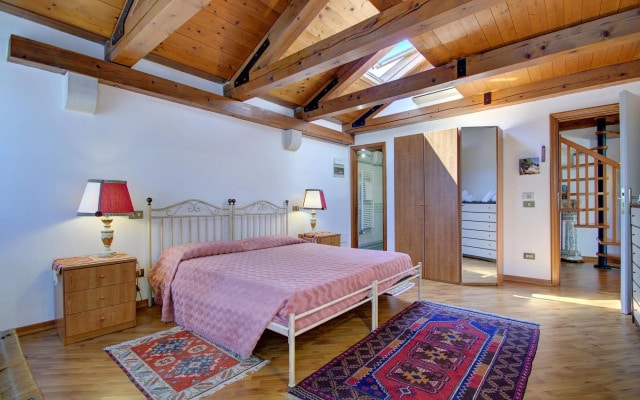 WHERE GRAND CANAL STARTS panoramic view, 5pax,wifi
