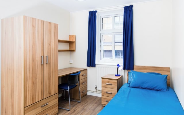 Alexander Fleming Hall Hoxton