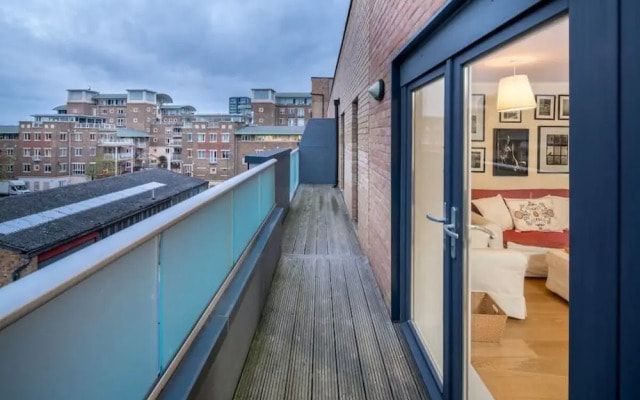 Spacious 3bed2bath W/balcony in Battersea