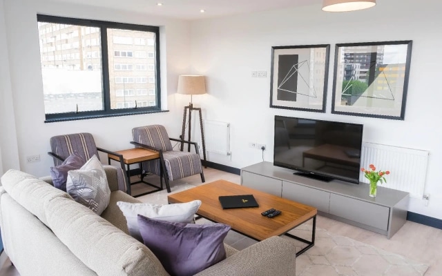 Aldgate by Excel Apartments