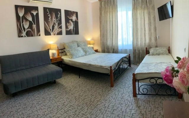 Zolotaya Gavan Private House
