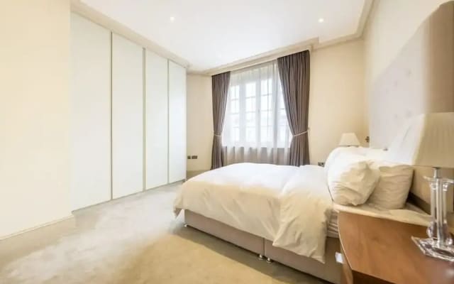 Mayfair Mansions