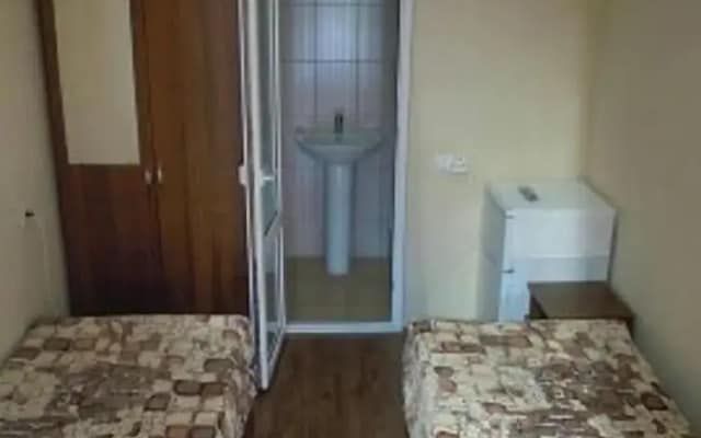 Guest House on Vzletnaya