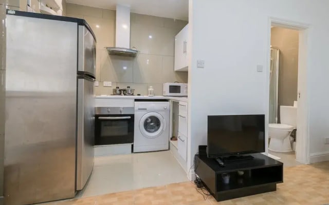 Elegant & Central 1BR near Little Venice