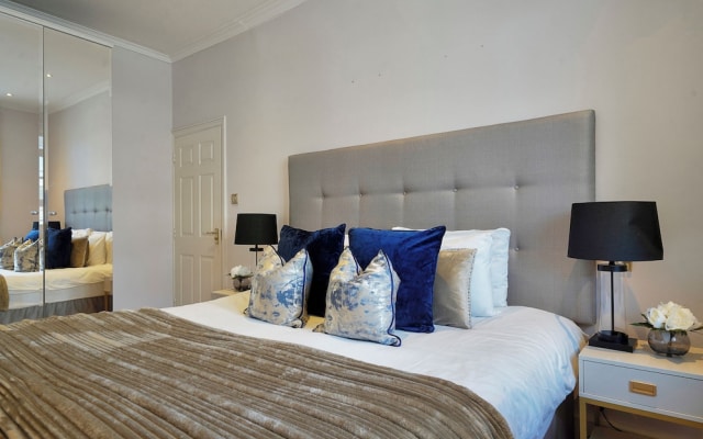 Hertford Flat 13