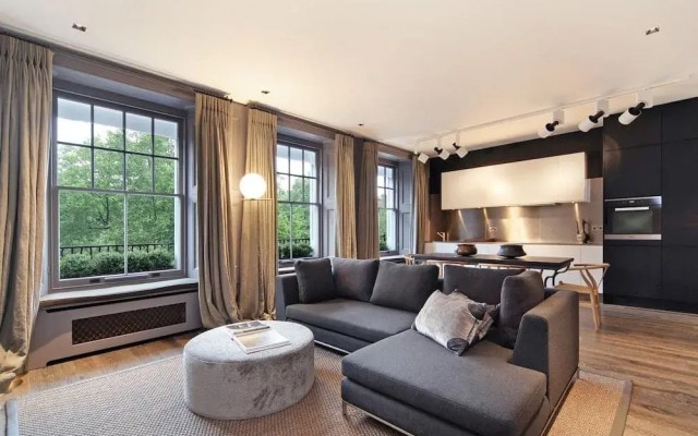 Cadogan Square Ii