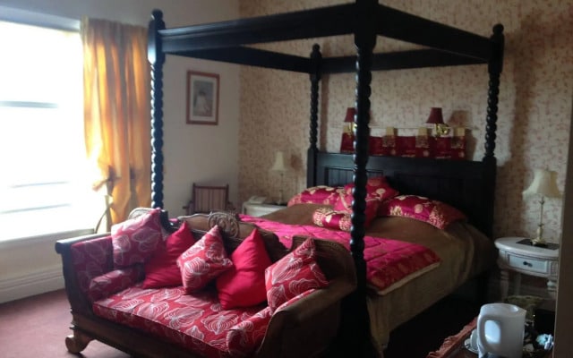 Station Hotel