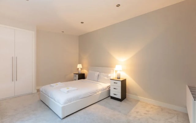 Split Level 2 Bed In Maida Vale, Near Paddington