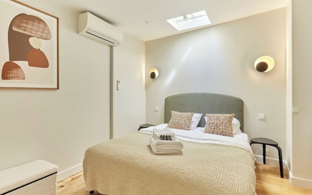Superb AC Apartement Notre Dame de Paris