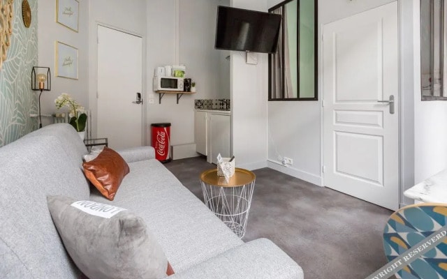 Apartment Ponthieu - Champs Elysées