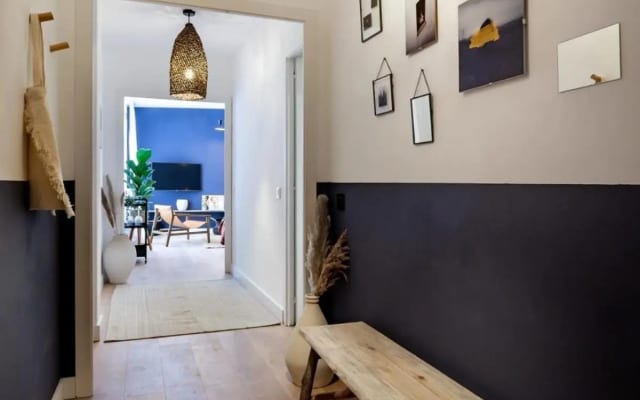 Central and Captivating 4 Bedroom by Placa Catalunya