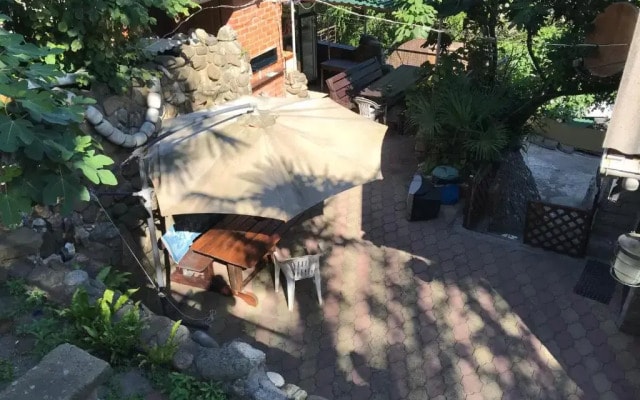 Guesthouse on Dneprovskaya 20